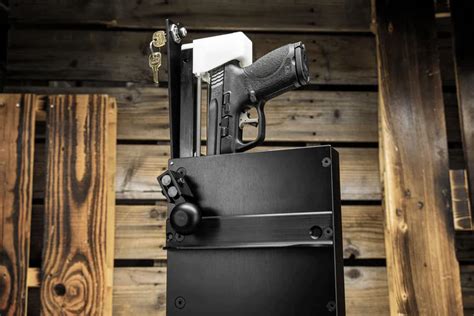 firearm secured by rfid card in under 5 seconds|fast access gun safes.